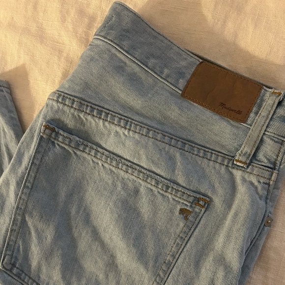 Madewell Perfect Vintage Jean in light wash - Picture 3 of 7